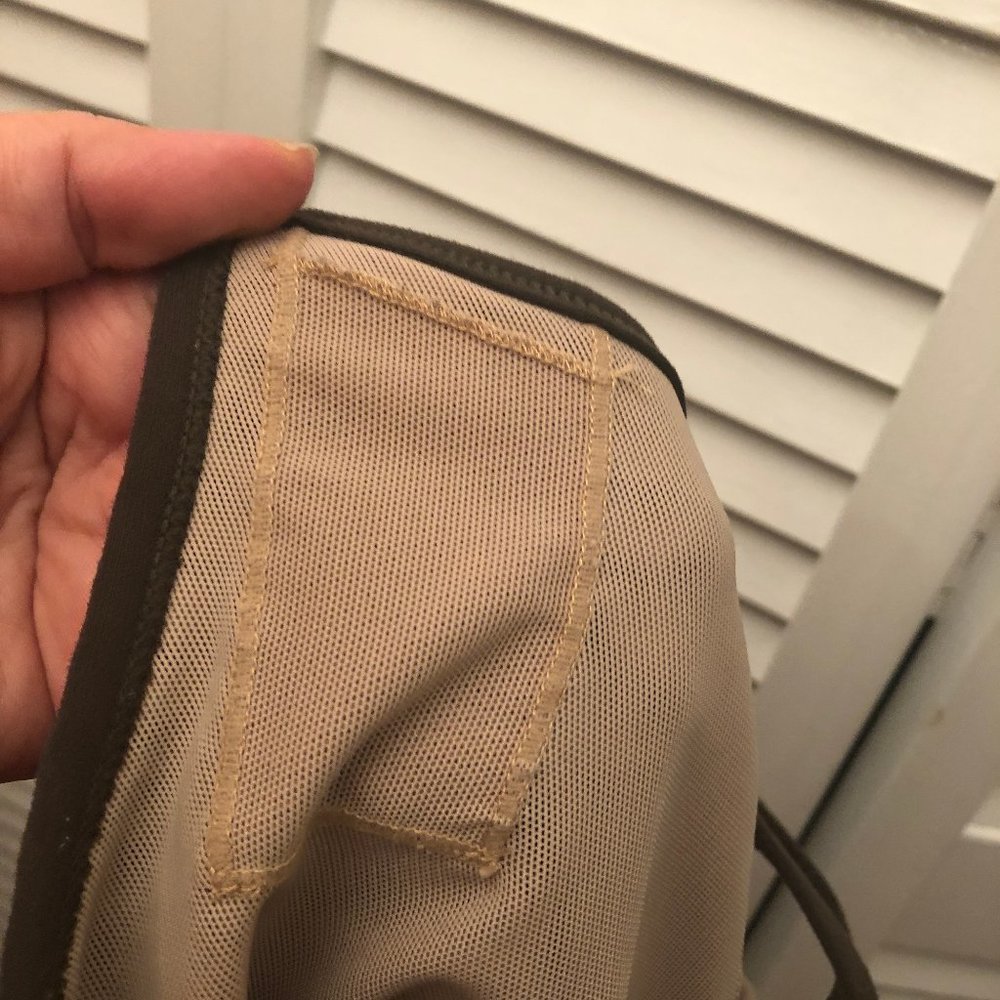 LuluLemon women yoga brown top, 6 - Picture 6 of 7